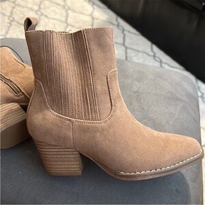 Vince Camuto Brown Suede Ankle Booties
